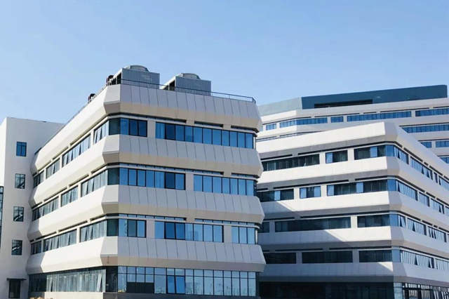 “醫(yī)”往無前-1_副本.jpg “醫(yī)”往無前-1_副本.jpg